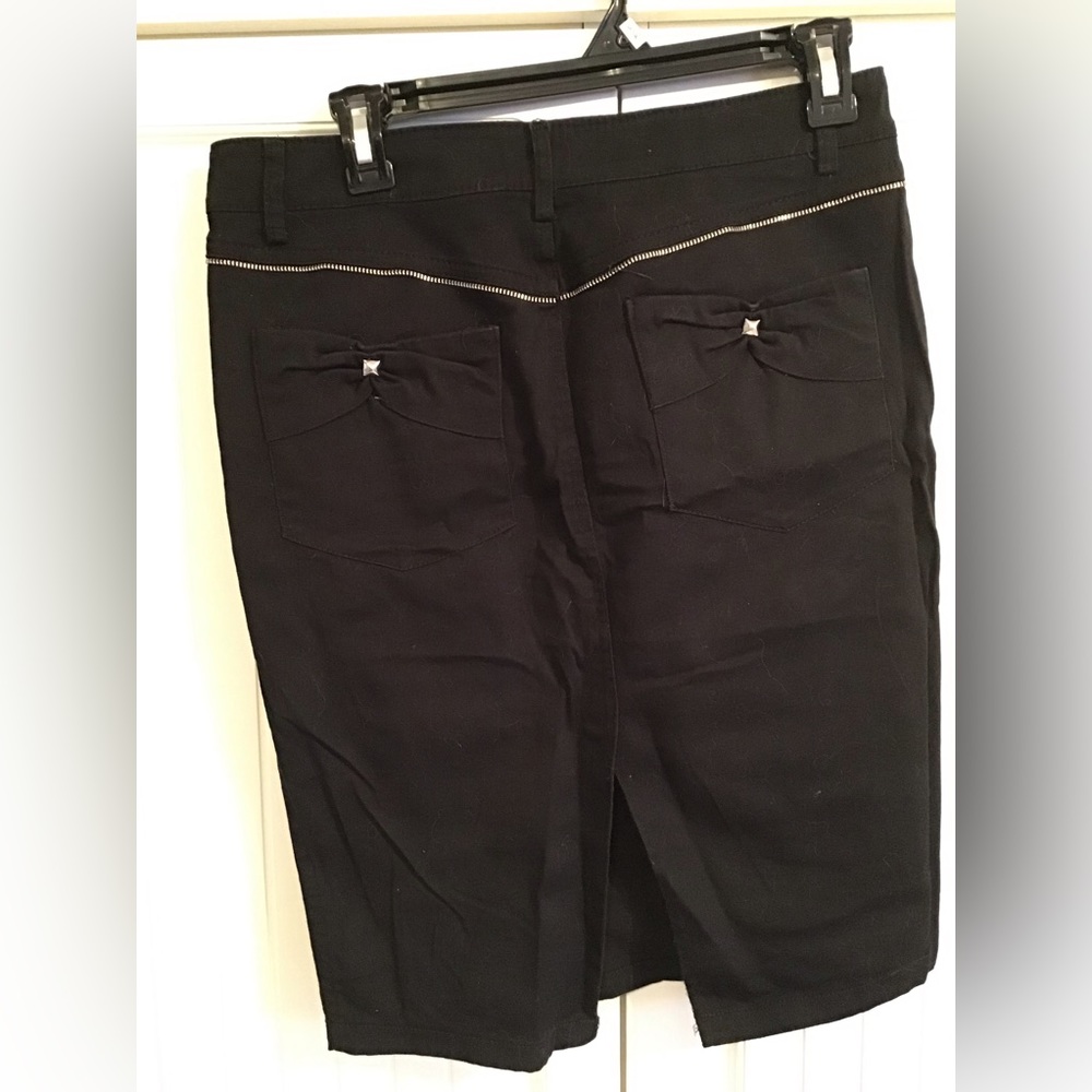 Black Pencil Skirt with Back Pocket Bow Detail